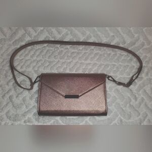 EUC Save The Girls touchscreen purse 💃